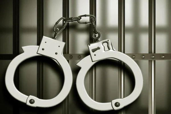 Sex racket busted in Ghaziabad spa, 9 arrested - Ghaziabad News in Hindi
