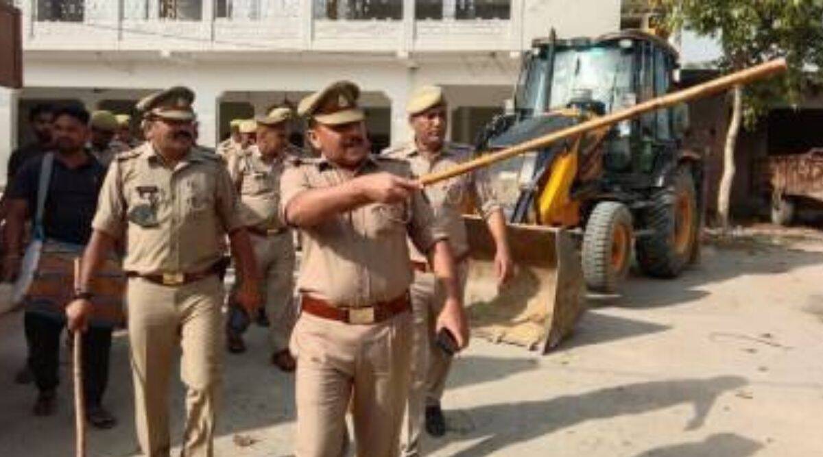 uttar pradesh , up police, saharanpur, rape accused, buldojer