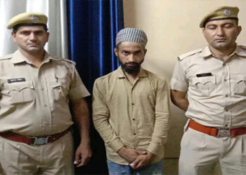 Due to suspicion of affair with girlfriend, dead body was burnt after killing friend, accused arrested - Alwar News in Hindi