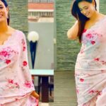 Fashion Tips: If you also want to get a glamorous look like Shweta Tiwari, then wear these saris and show your style