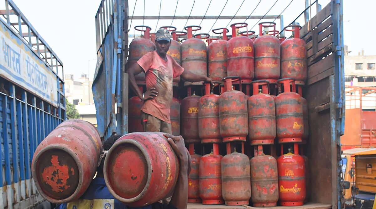 Government announced subsidy of Rs 200 on every LPG gas cylinder know how to get benefits
