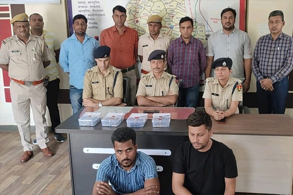 History-sheeter-sharp shooter arrested with three pistols 6 loaded magazine 38 live cartridges - Jaipur News in Hindi
