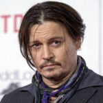 Johny depp ex girlfriend says he was a controlling man in our relationship