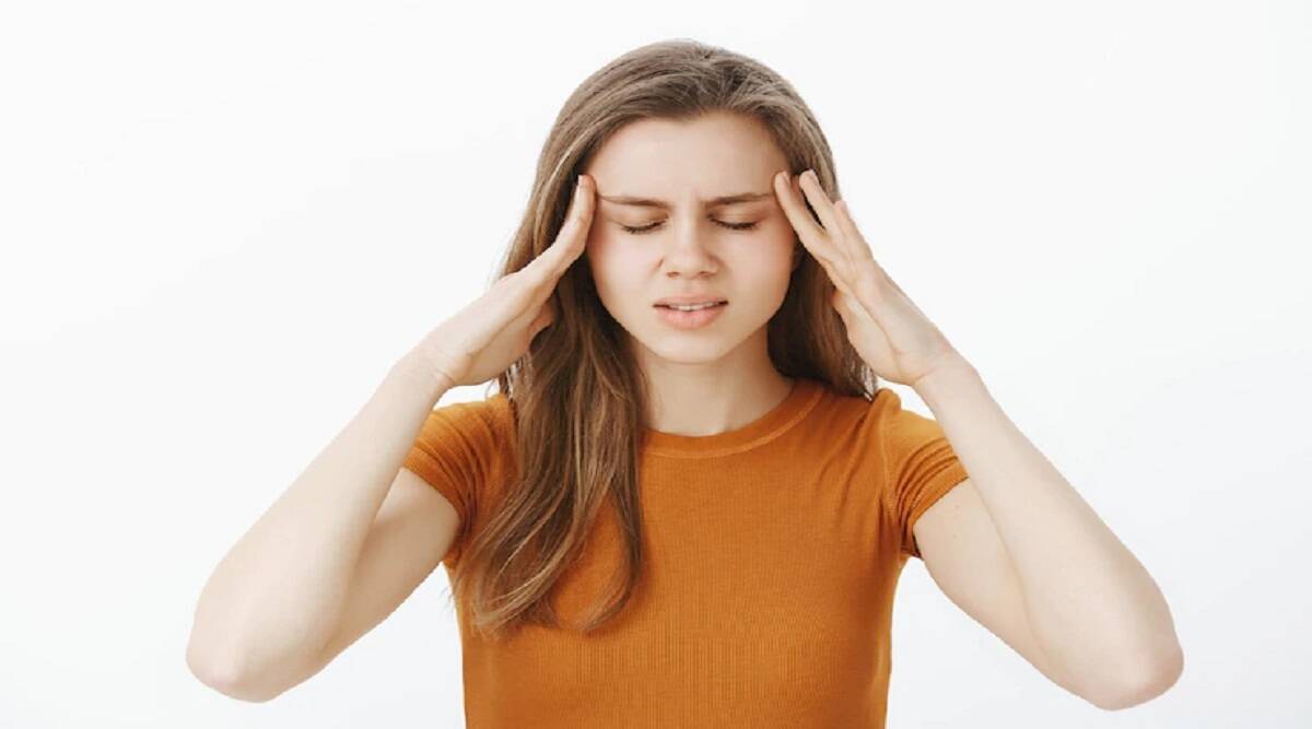 Migraine pain: These 5 symptoms are a sign of migraine, Baba Ramdev told such a way to remove migraine in 3 days