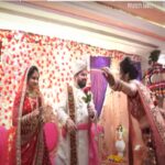 Sister-in-law danced fiercely in Devar's wedding, the bride standing there kept watching