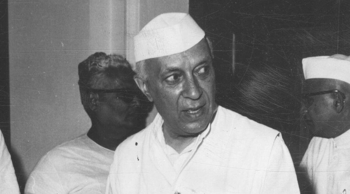 When Nehru's sister did not pay the bill at Raj Bhavan, Pandit ji had paid the dues in five installments;  Read - The story of the quarrel between the two - When Jawahar lal Nehru sister Vijaya Lakshmi Pandit did not pay bill in Raj Bhavan