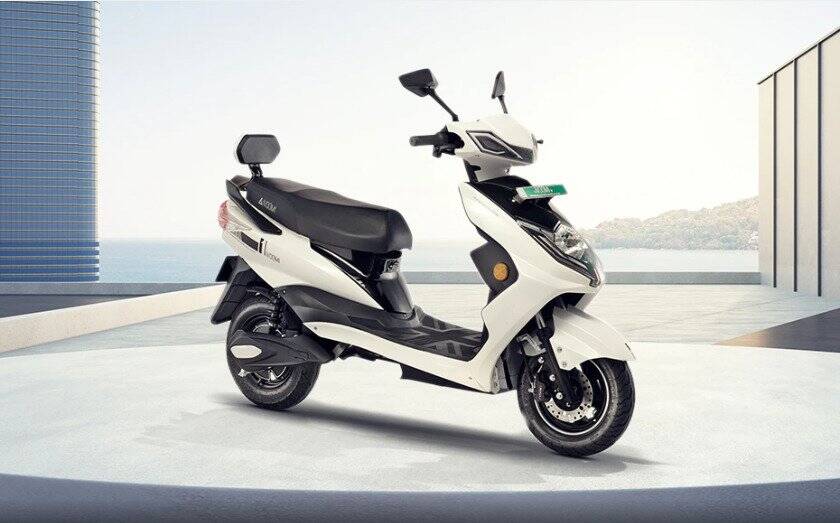 iVOOMi S1 electric scooter gives range of 115 km in single charge read full details of price and features