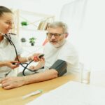 10 early signs and symptoms of high blood pressure, know how to control it -High Blood Pressure