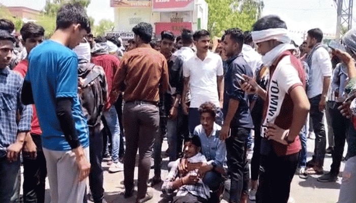 Protest against Agneepath scheme in Deedwana|  Protest against Agneepath scheme in Didwana.  English News, Nagaur
