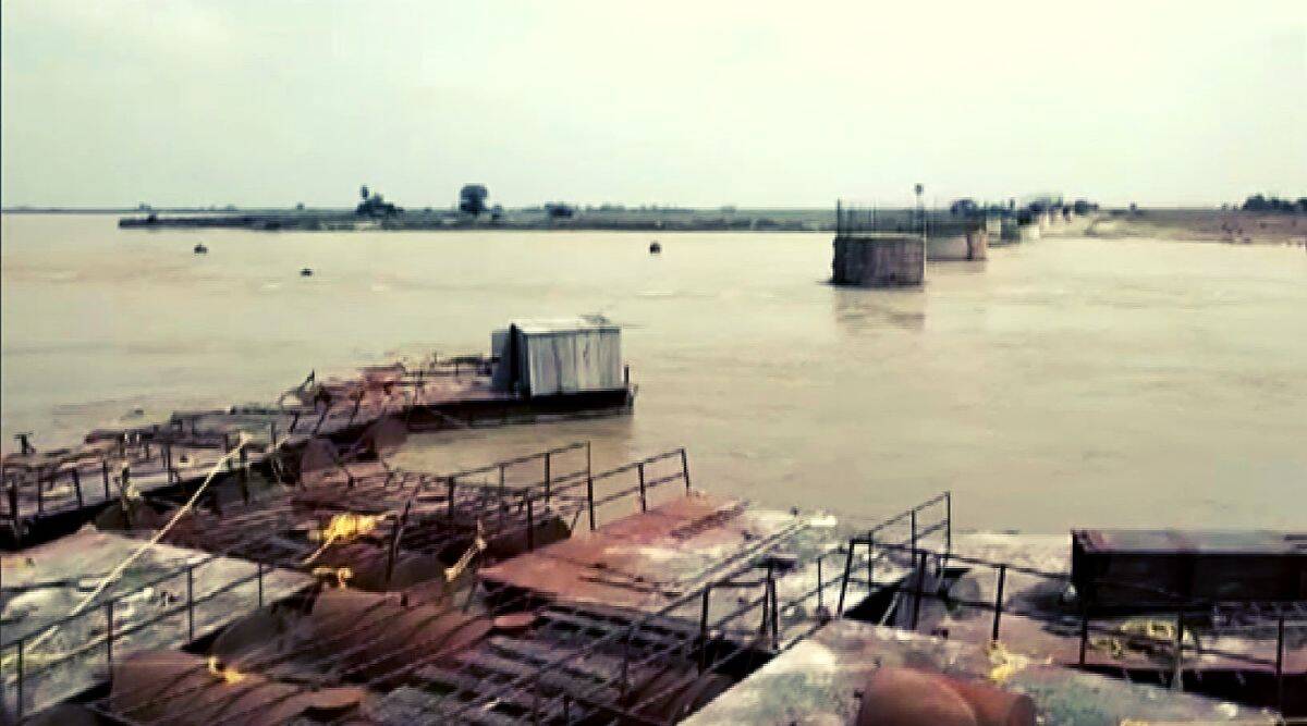 Bihar news bhagalpur kosi river under construction bridge pillar flown away social media users troll Nitish Kumar