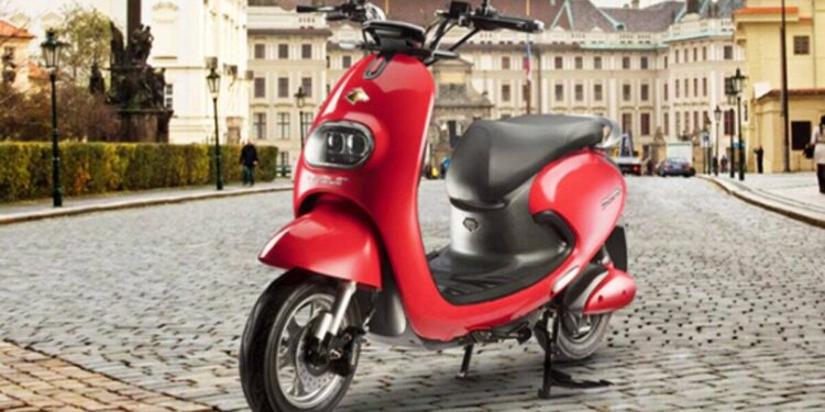 Evolet Pony Electric Scooter gives range of 80 km in single charge read price and features details - New Electric Scooter