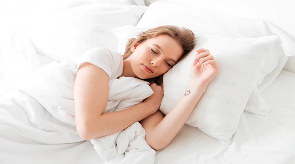 Good Sleep Pattern Can Ease High Blood Pressure, know the best way of sleeping-BP Control Tips: Your sleeping pattern can also increase blood pressure, know the right way and tips to control BP