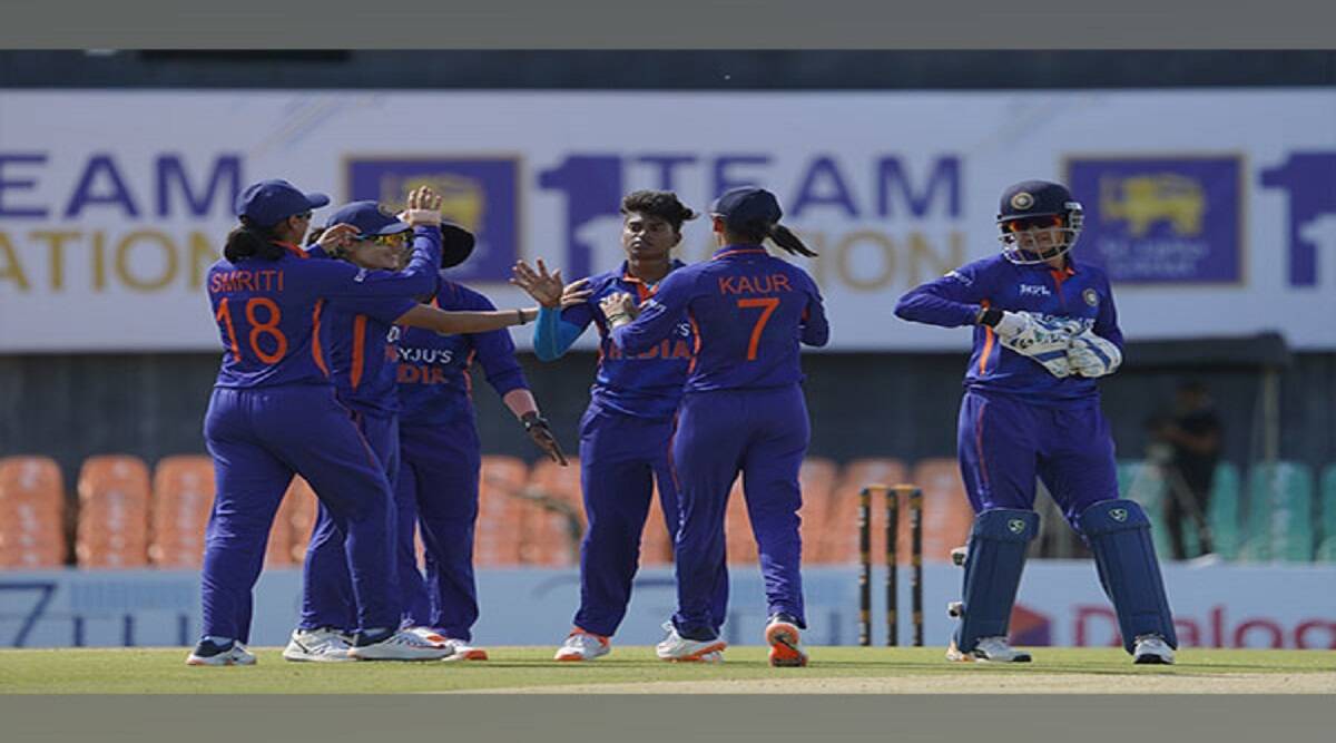 INDW vs SLW Harmanpreet Kaur overtakes Mithali Raj Smriti Mandhana achieved a special achievement India won third Consecutive series against Sri Lanka hat-trick of victory
