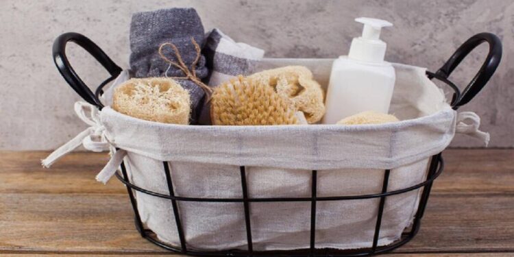 Is using loofah good for skin?  know its side effects-Skin Care: If you use a loofah to clean the skin while bathing, then be careful, there may be such problems