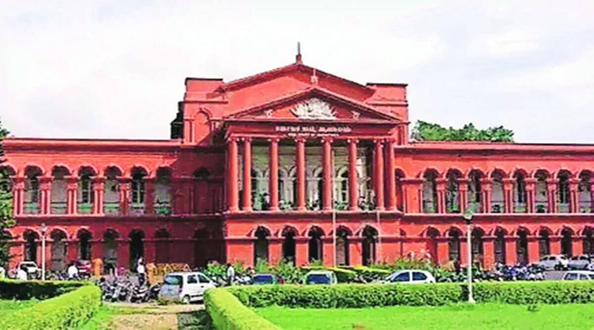 Karnataka High Court: SC/ST law will apply only if caste abuse happened in public place - Karnataka High Court: SC/ST law will apply only if caste abuse happened in public place