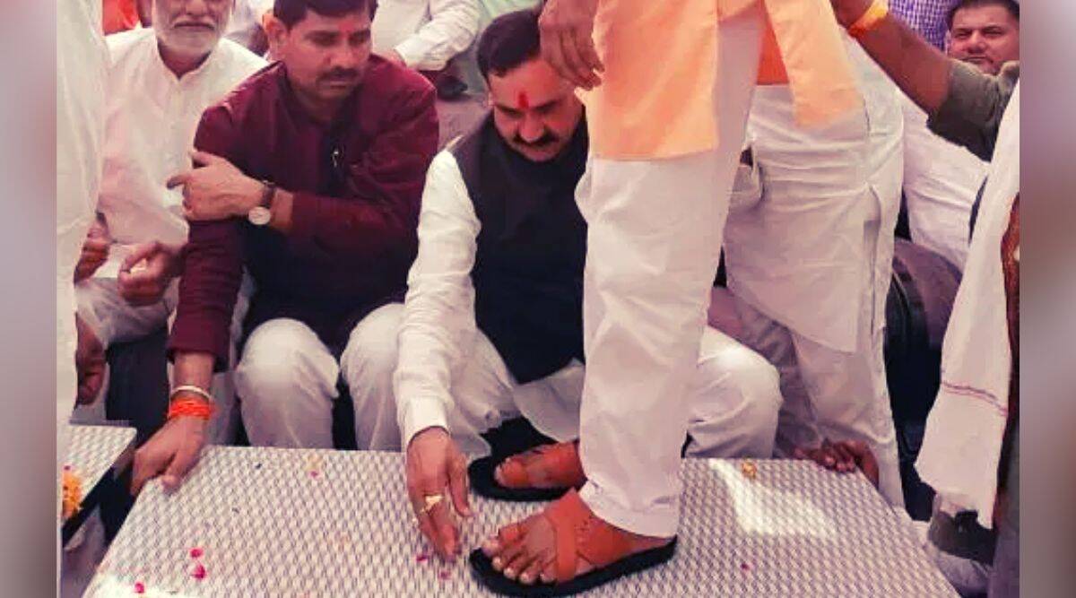 Madhya Pradesh datia sevda BJP worker ranjit pal home minister narottam mishra slippers
