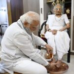 PM Narendra Modi Took blessings of his mother hiraben as she enters her 100th year