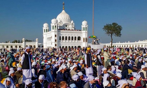 Sikh pilgrims visit the shrine of their spiritual leader Guru Nanak Dev at Gurdwara Darbar Sahib in Kartarpur : Outlook