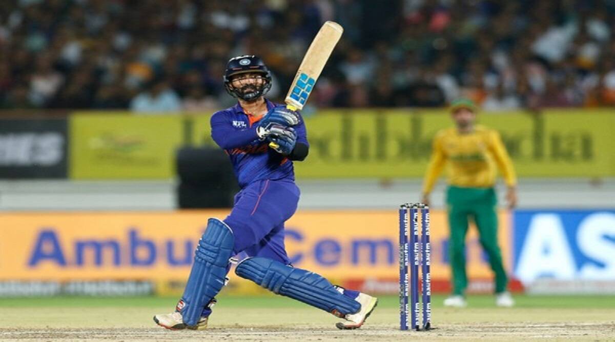 RCB Coach Sanjay Bangar opens secret how Dinesh Karthik made comeback in Team India after 3 years