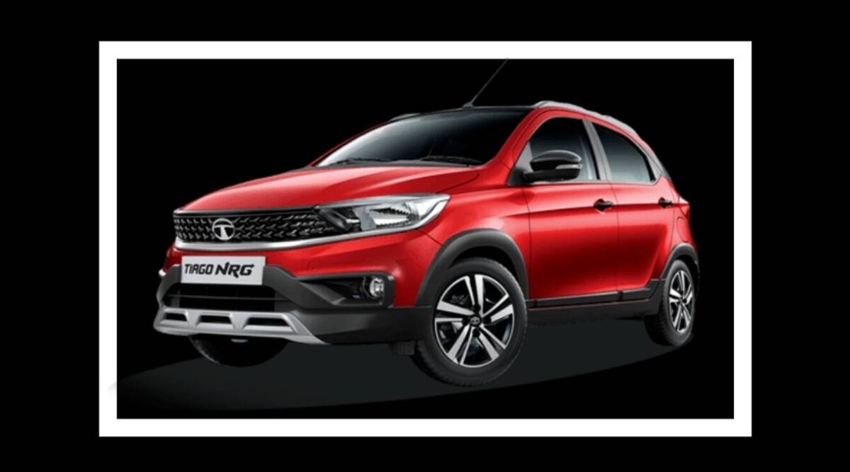 Tiago NRG AMT finance plan with down payment of Rs 76000 thousand and EMI read features and specification
