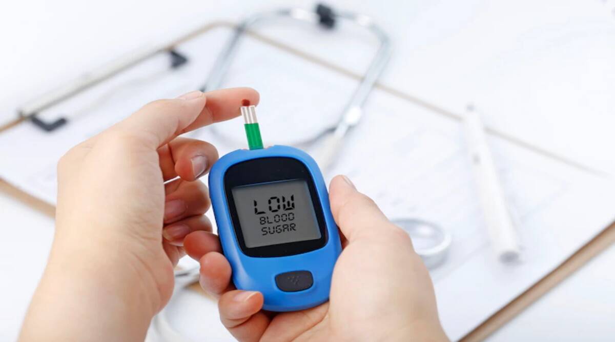 Blood sugar level of type 1 and type 2 diabetes patients, see chart here - What should be the blood sugar level of type 1 and type 2 diabetes patients?  see chart here