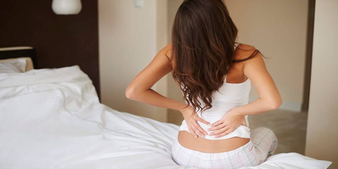 Do you have back pain Know which things will strengthen the spine by eating- Does your back pain when sitting or lying down?  Know which foods will strengthen the spine