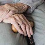 Growing difficulties of the elderly population