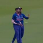 IND vs ENG 3rd ODI Virat Kohli gives tips and Mohammad Siraj takes Joe Root wicket Watch Video