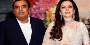 Mukesh Ambani can give big responsibility in Reliance to his wife not only to children