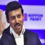 Rajyavardhan Singh Rathore attacked Congress filmmaker Vinod Kapri took a jibe - The more shameless, the more progress;  BJP leader said - If those who save terrorists are preaching to us, then the filmmaker took a jibe