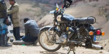 Royal Enfield Launches Pan India 24x7 Roadside Assistance Service Read Full Details