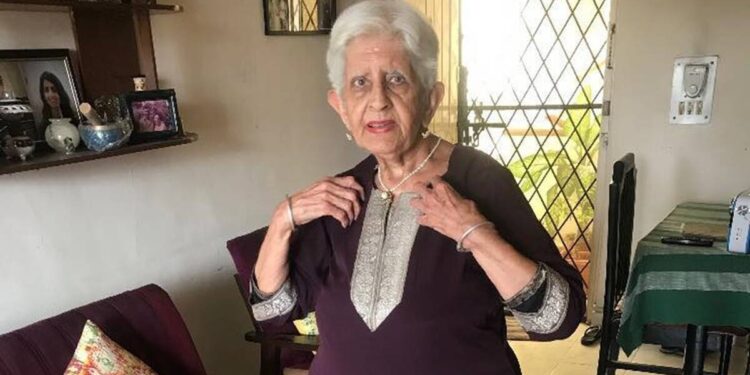 When she left home in 1947, she was only 15, in 1965 the fight over visa stopped, know the story of a Pune woman who reached Pakistan after 75 years - 90 year old Indian woman Reena Chibber Varma revisits Pakistan after 75 years