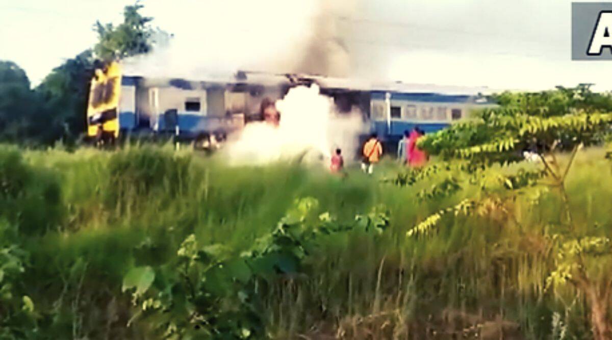 fire broke out in the engine of a dmu train near bhelwa railway station bihar