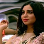 Arshi Khan: Arshi Khan scared of the death of Tiktok star and BJP leader Sonali Phogat, said - there is some other reason behind this, Arshi Khan scared of the death of Tiktok star and BJP leader Sonali Phogat, said