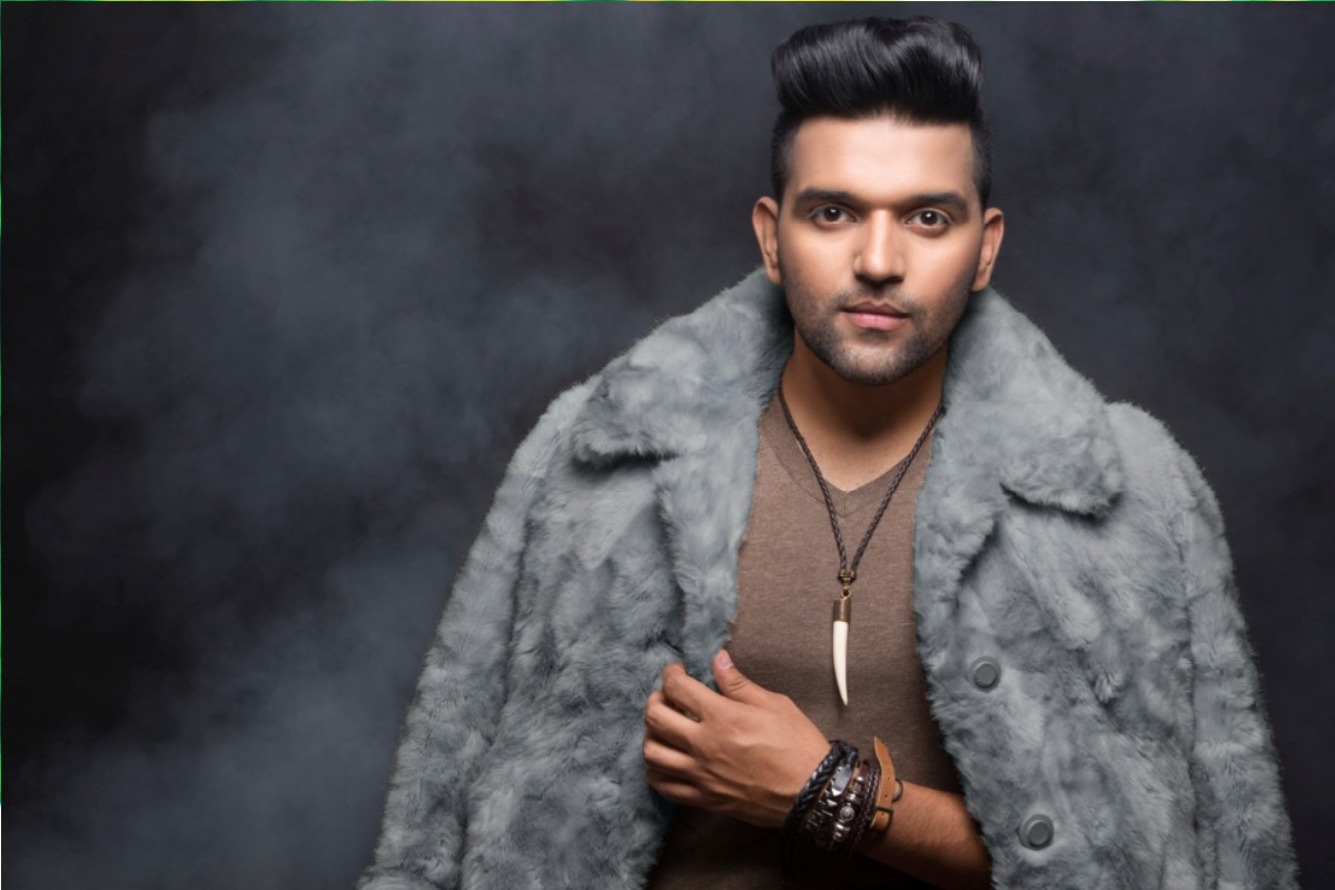 Famous singer Guru Randhawa's 31st birthday today for his best songs and good looks, career started from the year 2012,Famous singer Guru Randhawa's 31st birthday today for his best songs and his good looks, career started from the year 2012