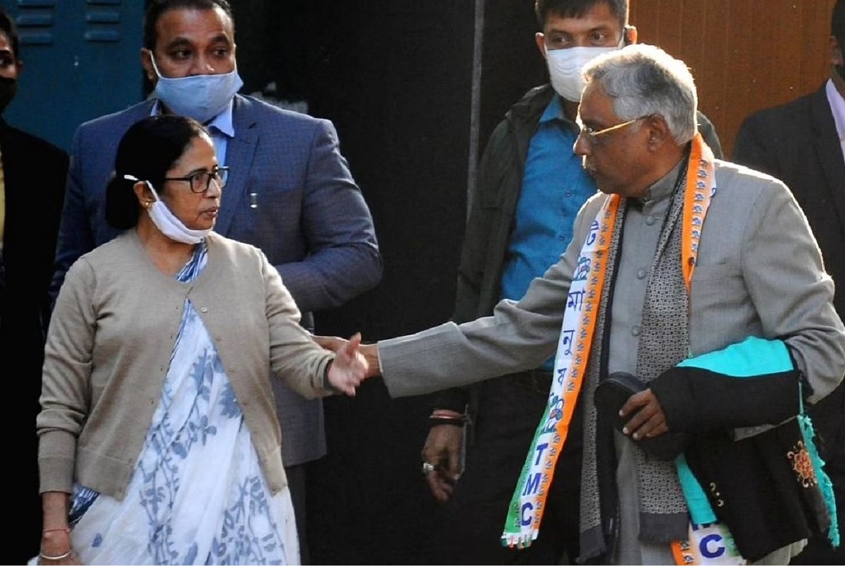 Here ED tightens the noose on TMC leaders, on the other hand Mamta's big leader gave a big blow