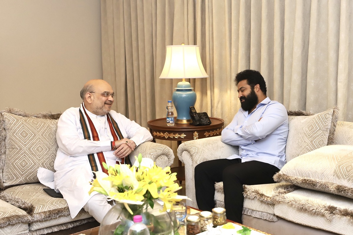 Home Minister Amit Shah's meeting with Telugu superstar Junior NTR and the warmth raised the senses of the opposition, BJP is planning something big?, Amit Shah meets south actor jr ntr in hyderabad