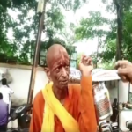 Jhunjhun Baba of Indore wants to buy a helicopter, asks for digital begging from Paytm