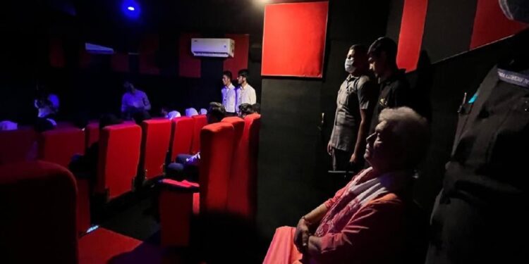Cinema Returns in Kashmir, First Multiplex Opened in Valley After 32 Years, LG Inaugurated