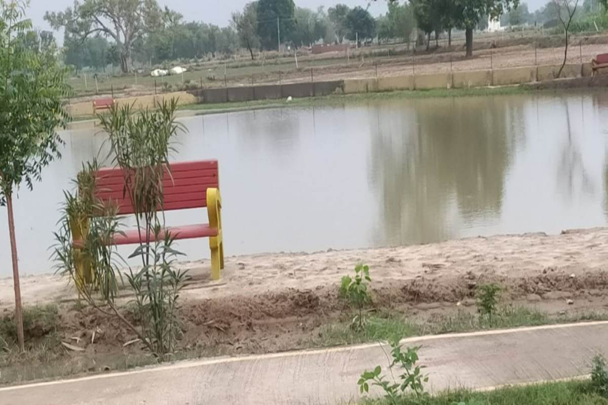 Uttar Pradesh ranks first in the country in the development of Amrit lakes, till now more than 8462 ponds have been built, Uttar Pradesh ranks first in the country in the development of Amrit lakes, till now more than 8462 ponds have been made