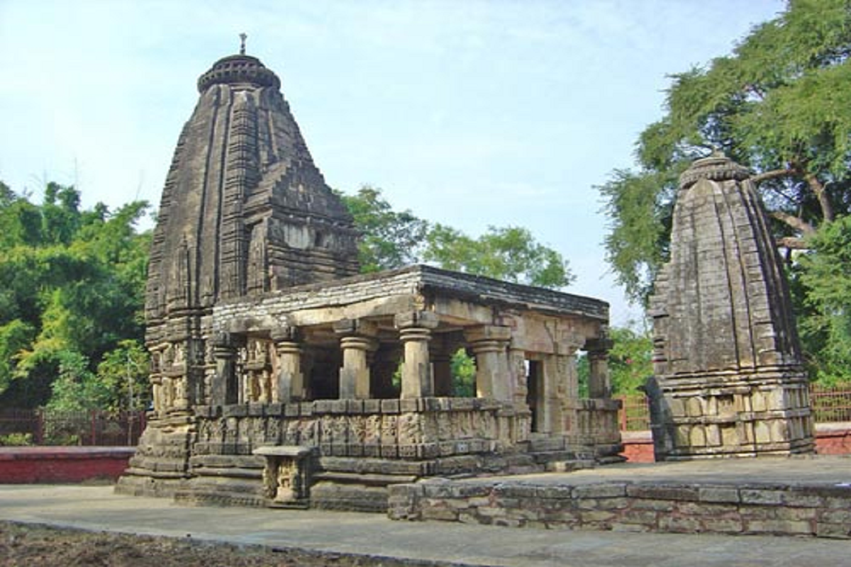 Know about such a wonderful temple where brothers and sisters are forbidden to go together