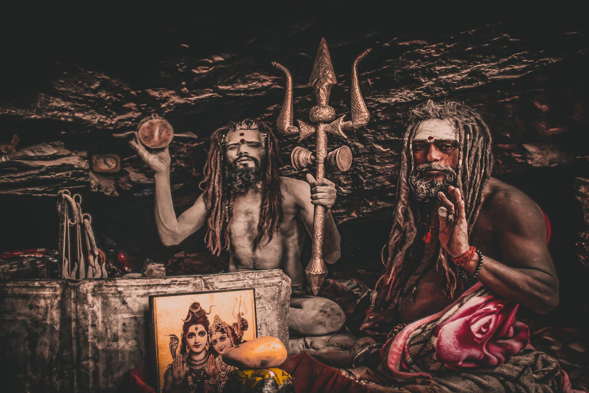Know, the famous temple of the country where the Aghori's fair is held on the night of hell fourteen