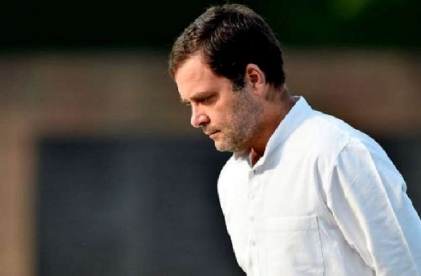 Entry of 'Pappu' in Gujarat elections, ex-hockey captain taunts Rahul by pretending to be Sarpanch