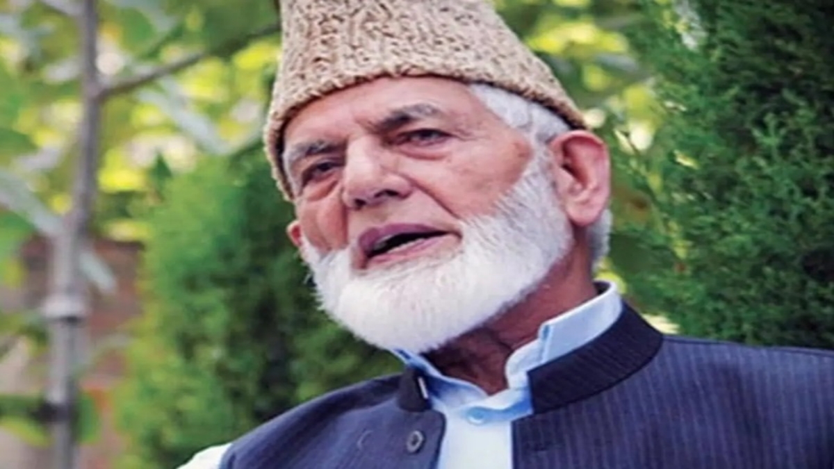 Government takes action to 'crush the fun' of terror in Kashmir Valley, 20 properties including Geelani's house sealed