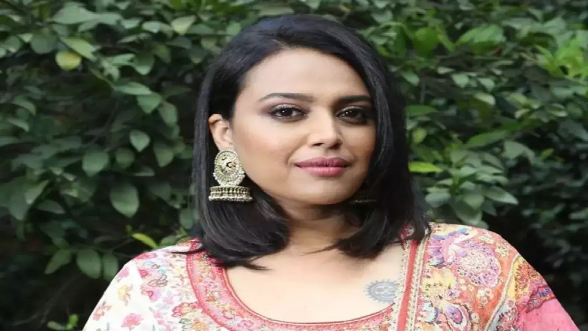 Swara Bhaskar came in support of Pathan film, said instead of seeing the clothes of the actress..."