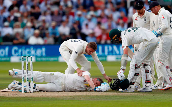 Smith fainted after being hit by the ball