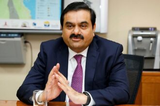 Gautam Adani: Gautam Adani's fortunes changed again, now he has reached this place in the list of rich, Know where Gautam Adani now stands in billionaires list by Bloomberg
