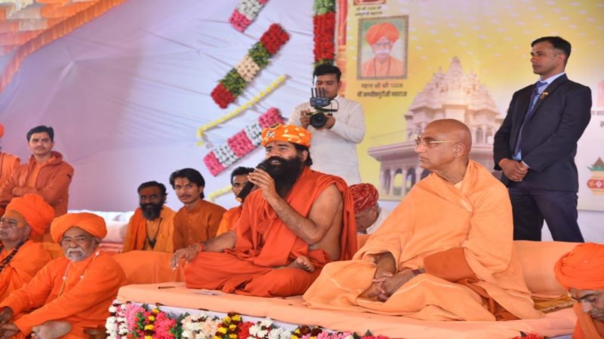 Ramdev trapped for giving religious statement on Muslims and Islam, case registered in Barmer