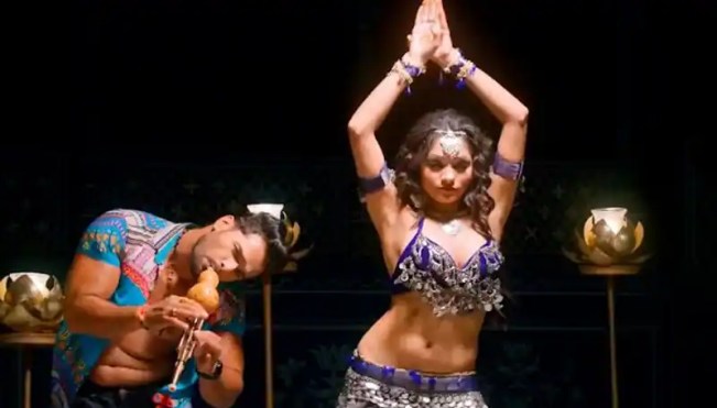 Bhojpuri SEXY Video: Shweta Sharma, Khesari Lal Yadav's hot dance song 'Naagin' created panic on the internet