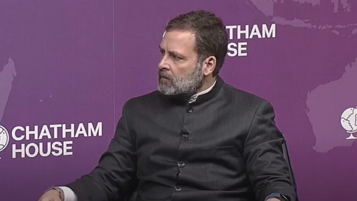 Rahul told that democracy is over in India, then the Indian journalist stopped speaking like this in London